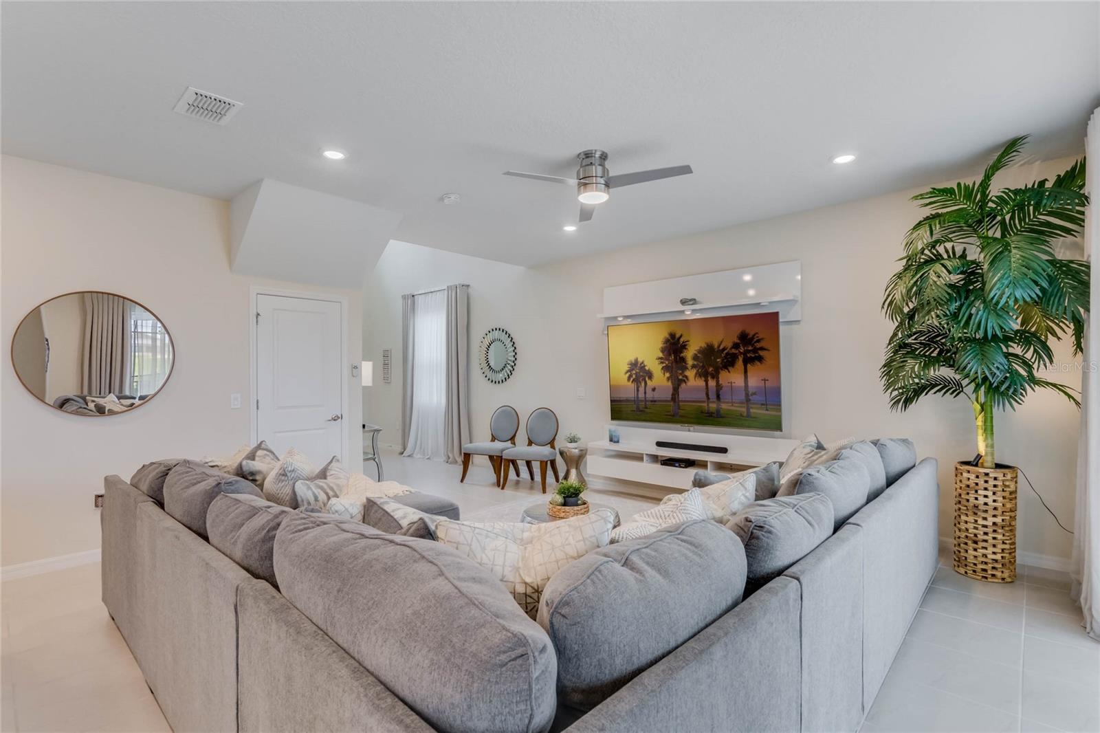 Image 4 of 54 For 1170 Aloha Boulevard