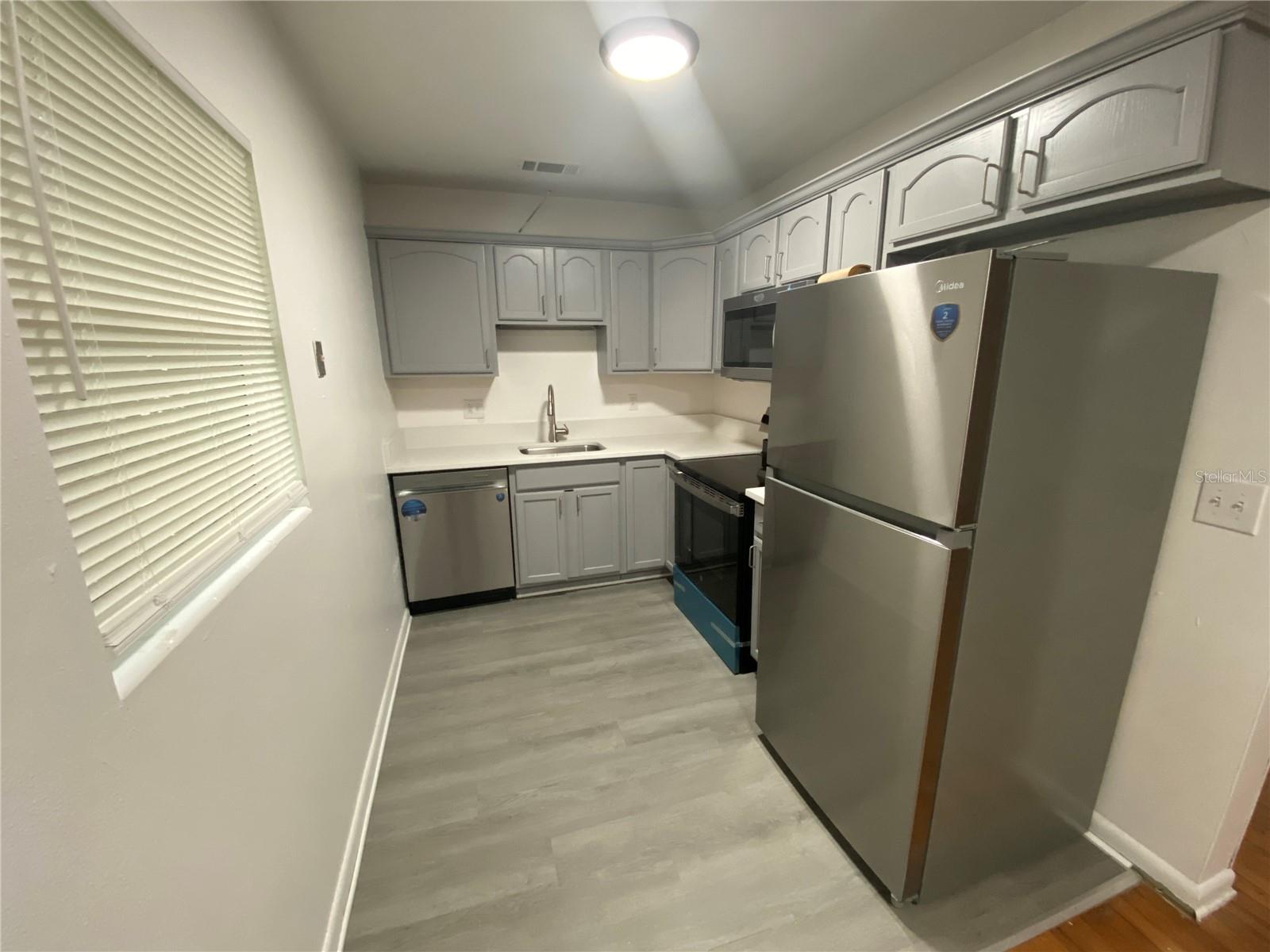 Image 12 of 13 For 5442 San Marino Place