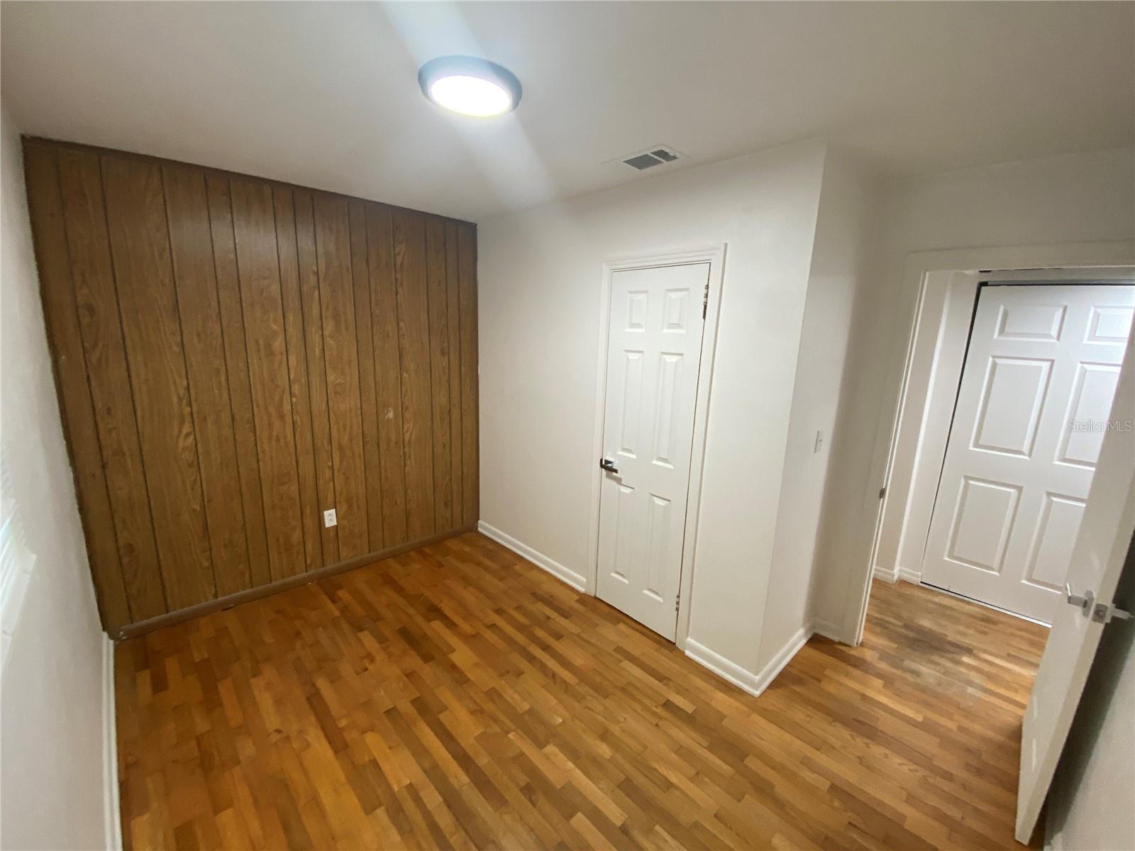 Image 8 of 13 For 5442 San Marino Place