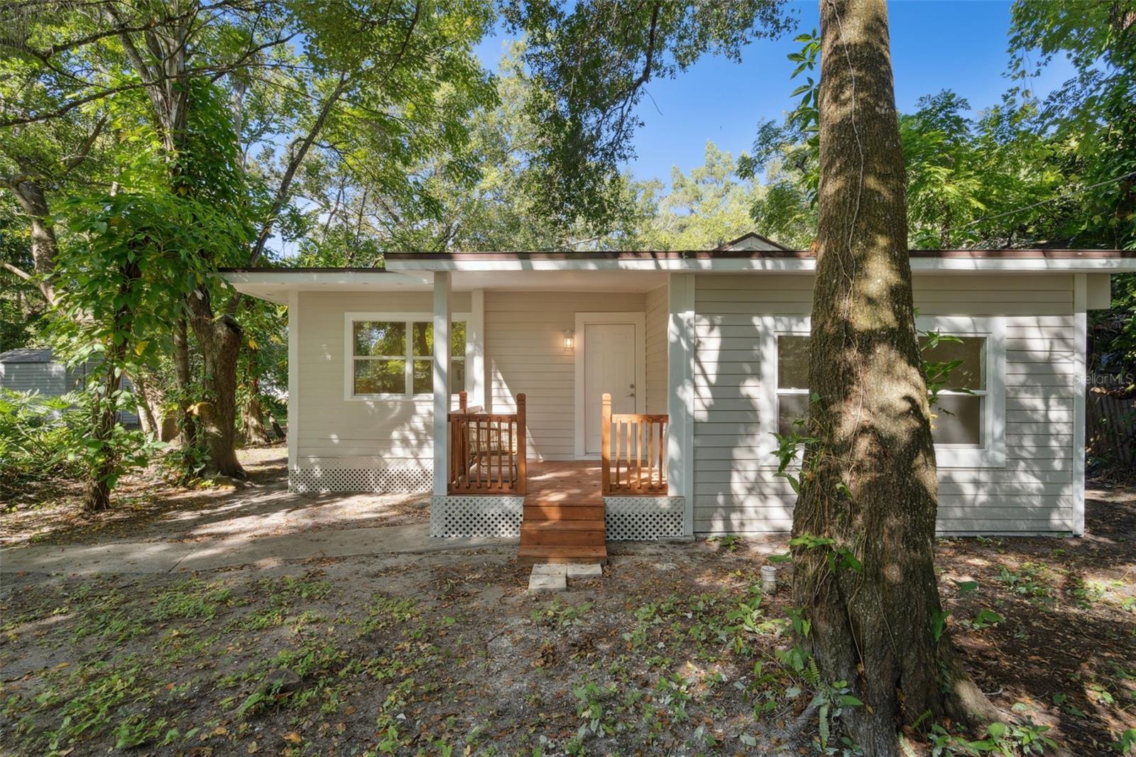 Image 32 of 41 For 2415 Laurel Avenue
