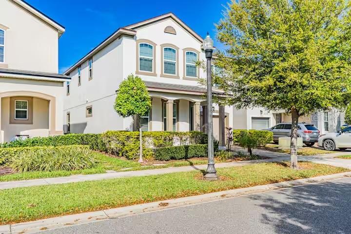 Image 38 of 81 For 1820 Sandy Park Trail