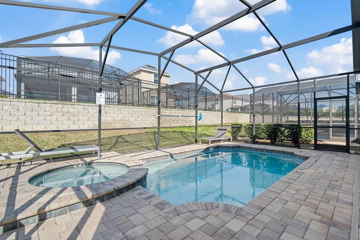 Image 50 of 81 For 1820 Sandy Park Trail