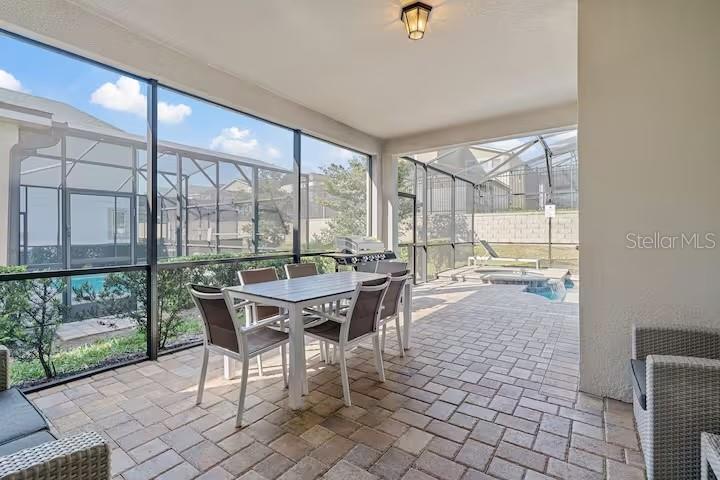 Image 51 of 81 For 1820 Sandy Park Trail