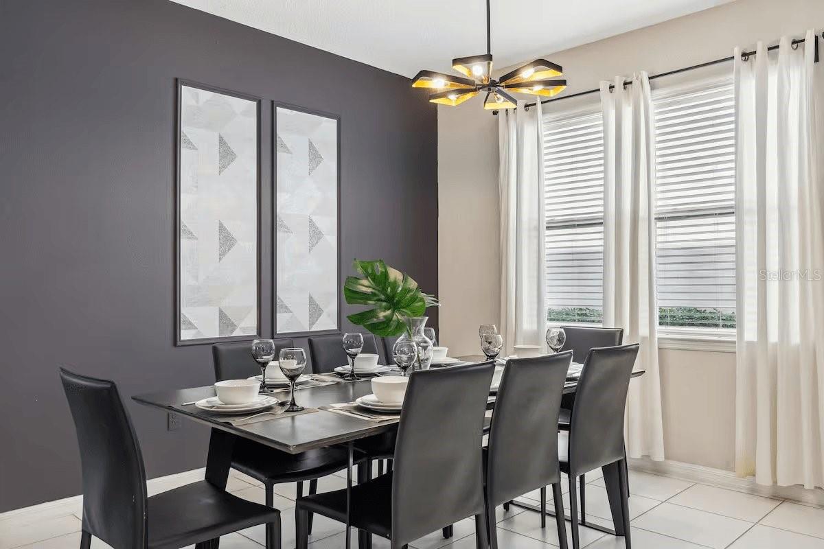 Image 8 of 81 For 1820 Sandy Park Trail