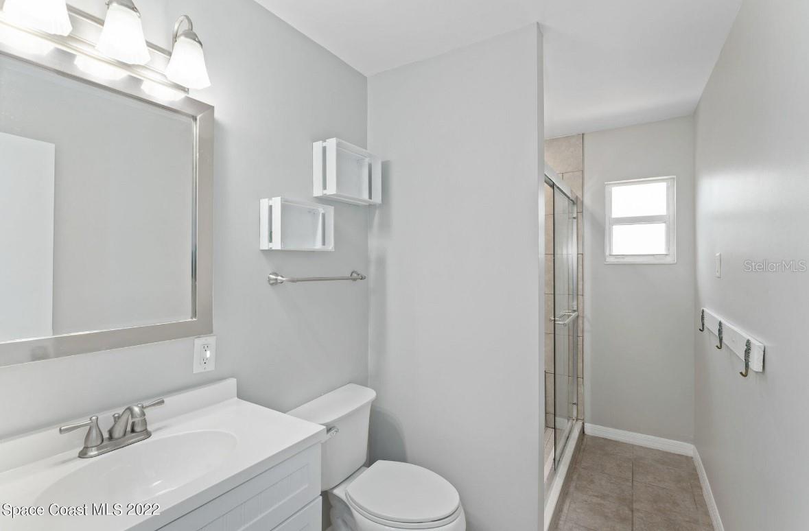 Image 13 of 21 For 200 Price Court