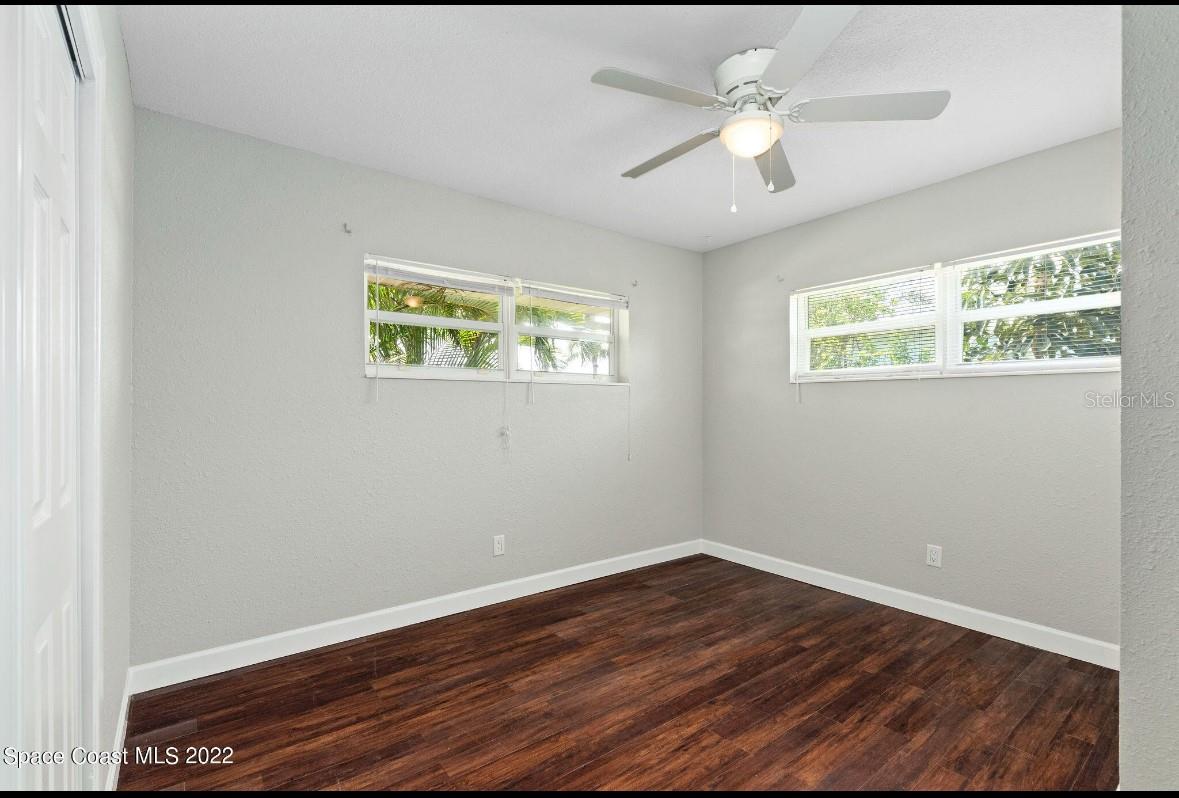 Image 15 of 21 For 200 Price Court