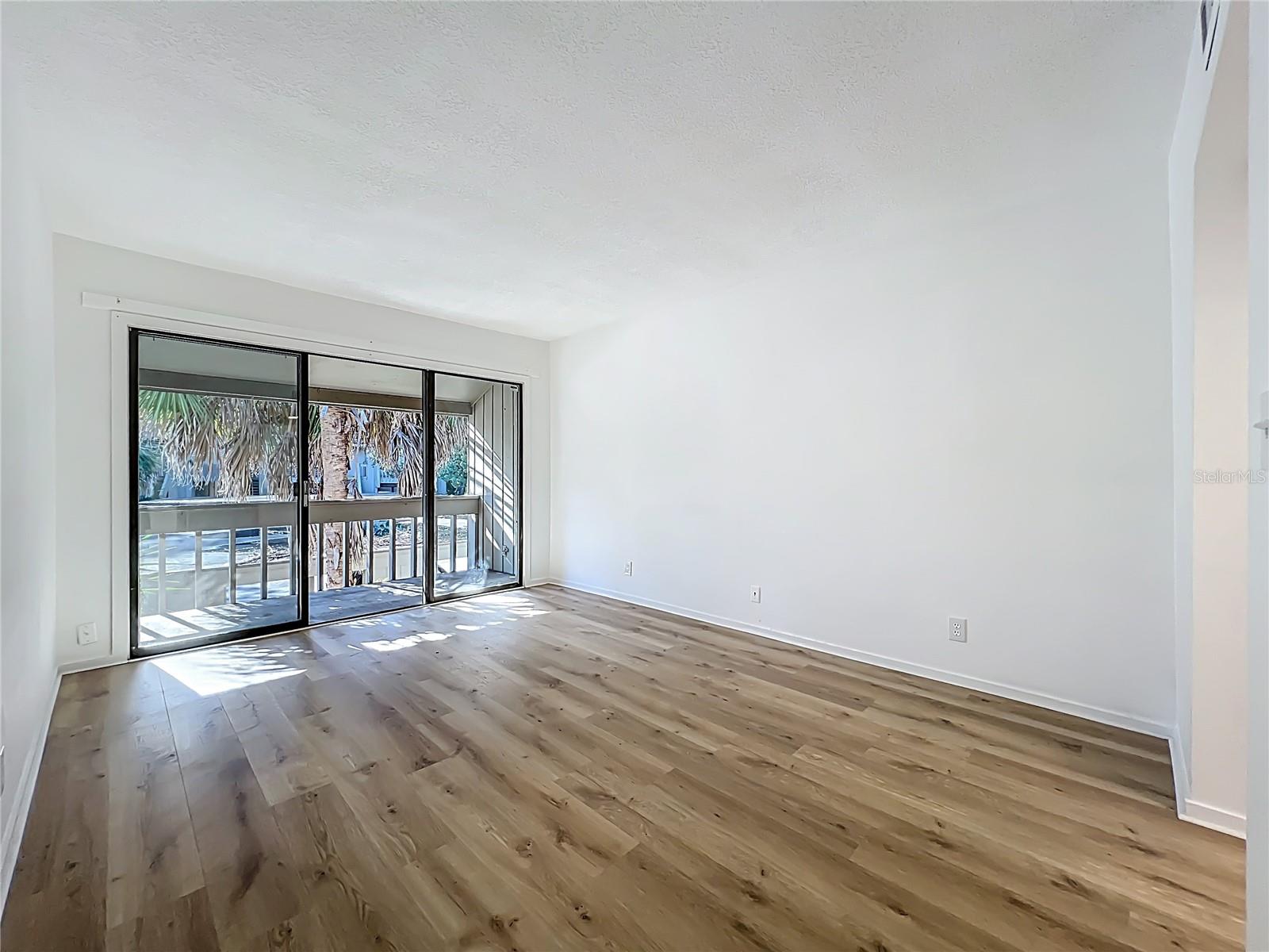 Image 24 of 54 For 205 Crown Oaks Way 202