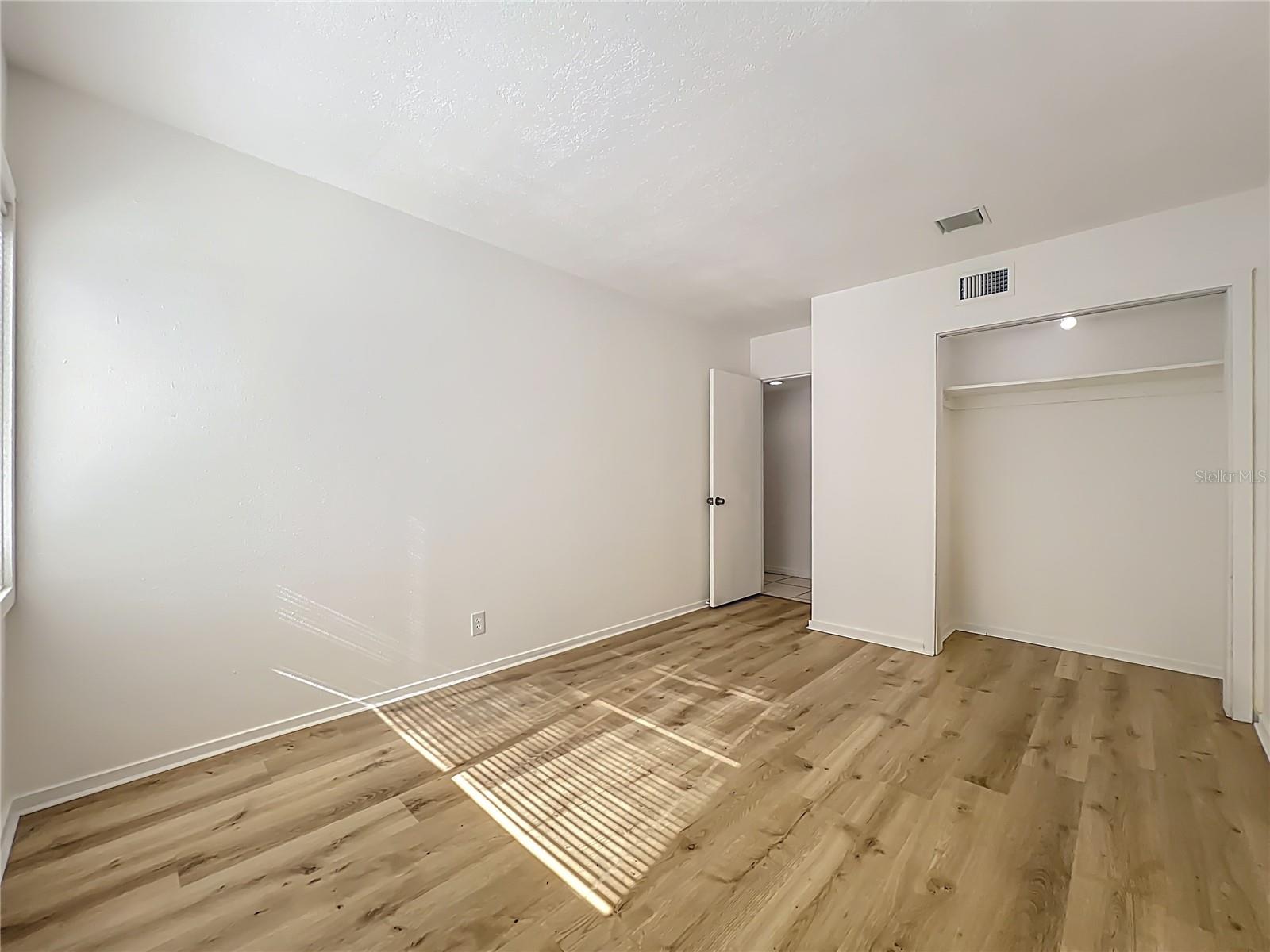 Image 30 of 54 For 205 Crown Oaks Way 202