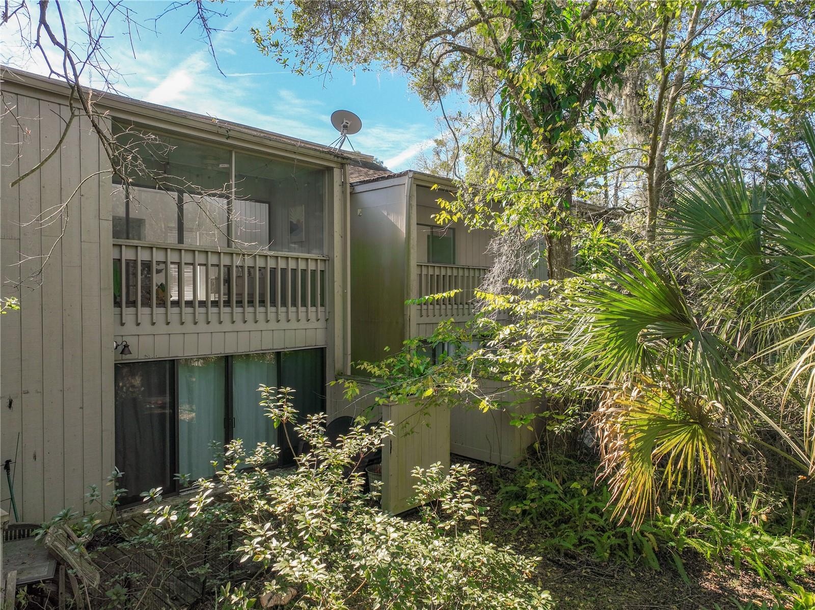 Image 37 of 54 For 205 Crown Oaks Way 202