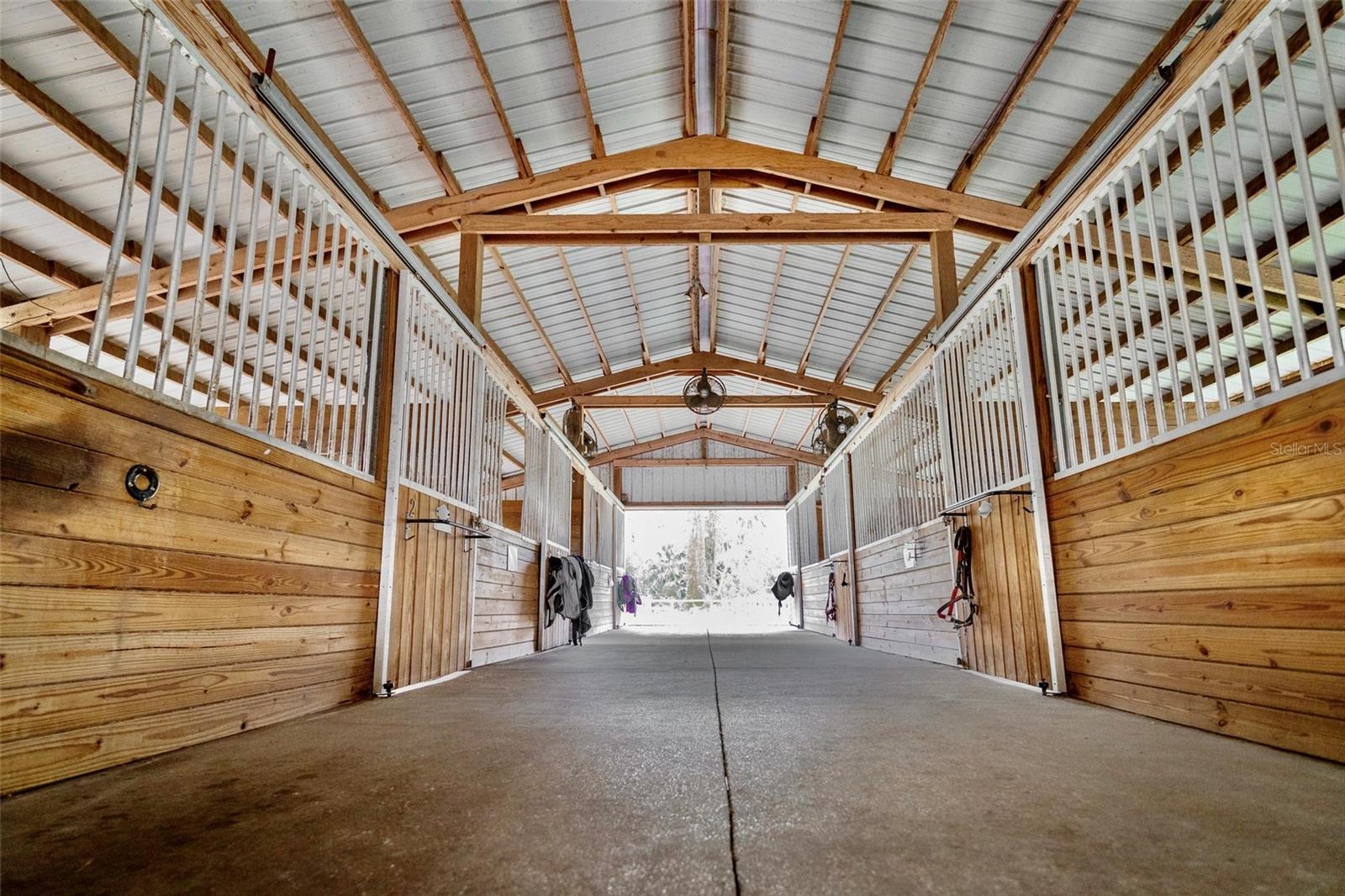 Image 40 of 54 For 205 Crown Oaks Way 202