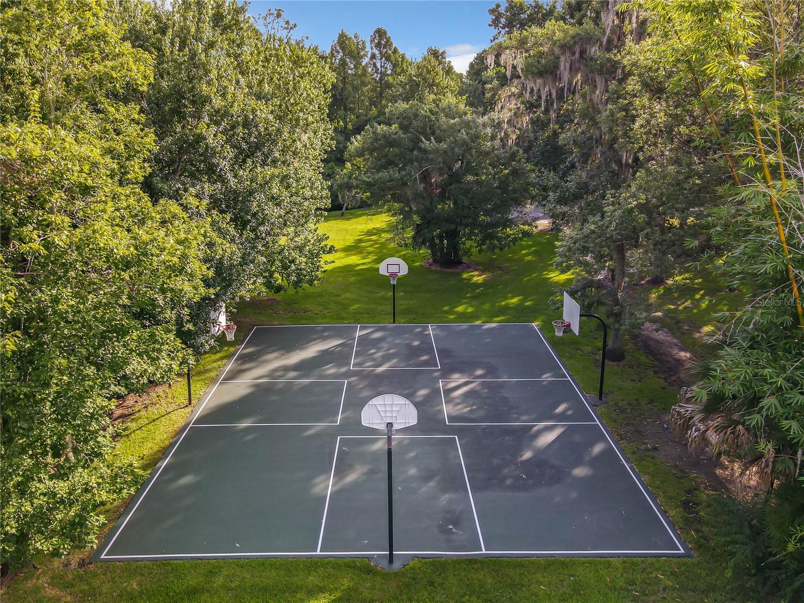 Image 49 of 54 For 205 Crown Oaks Way 202