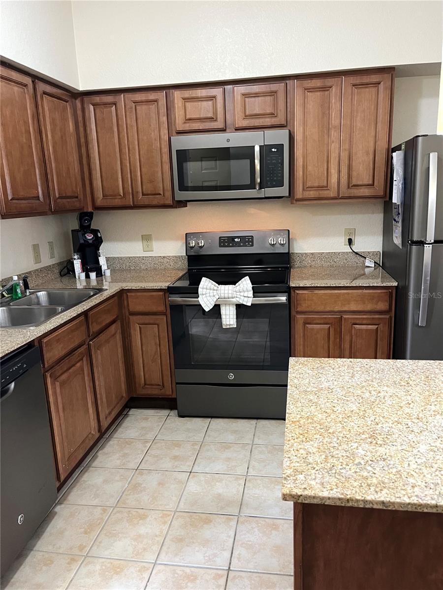 Image 5 of 60 For 12521 Floridays Resort Drive 510f