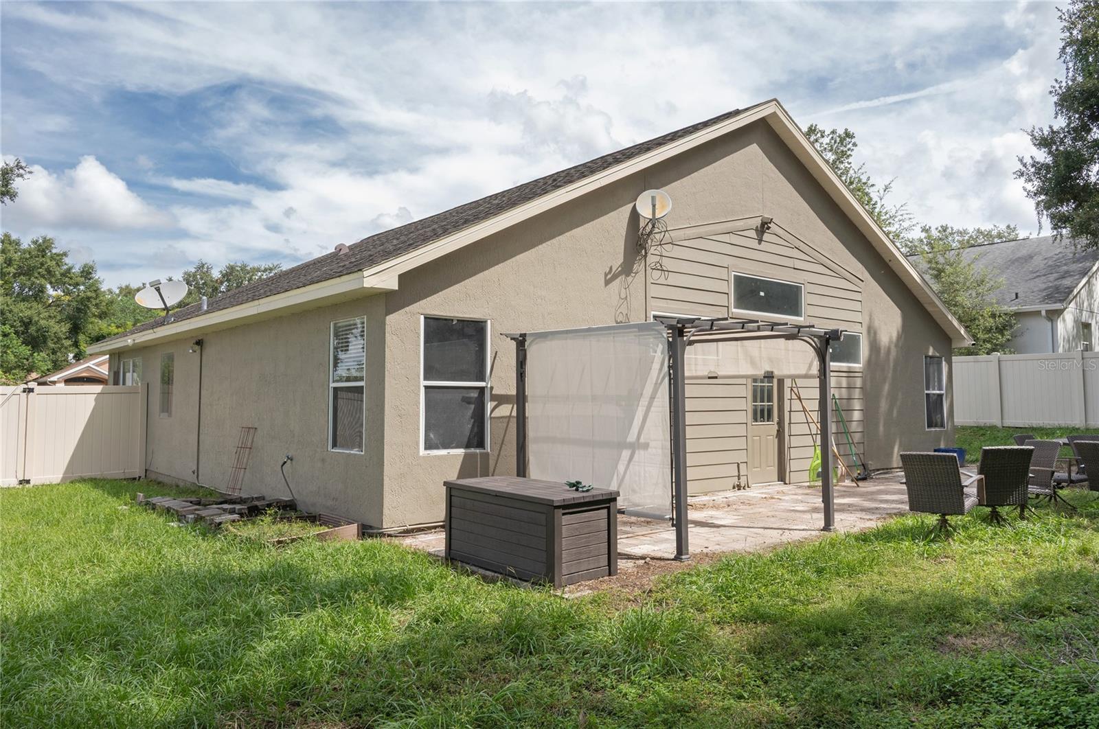 Image 15 of 34 For 6126 Brookhill Circle