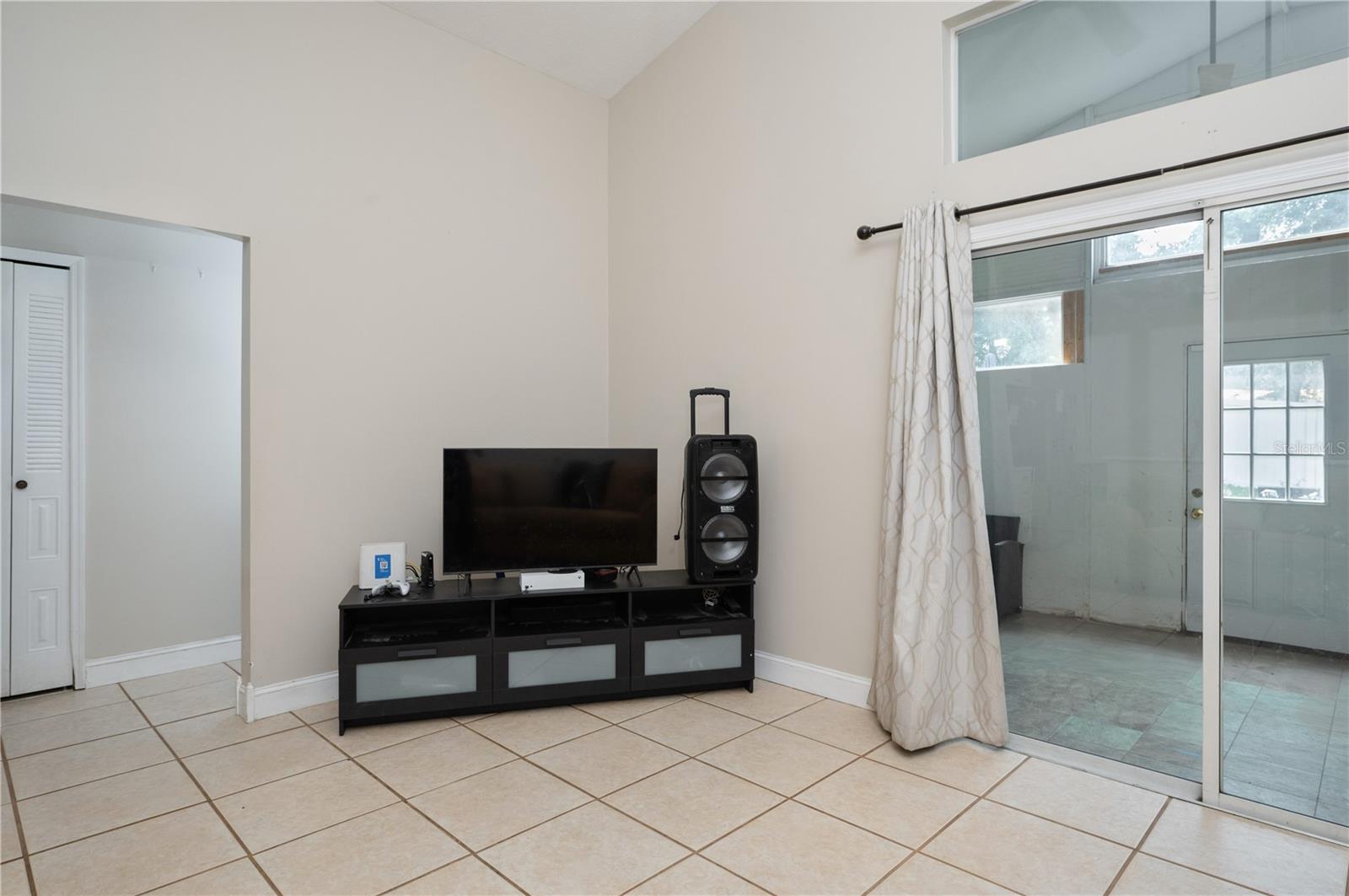 Image 33 of 34 For 6126 Brookhill Circle