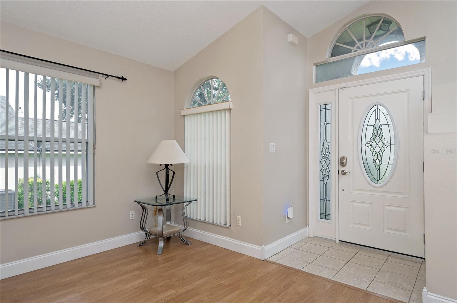 Image 6 of 34 For 6126 Brookhill Circle