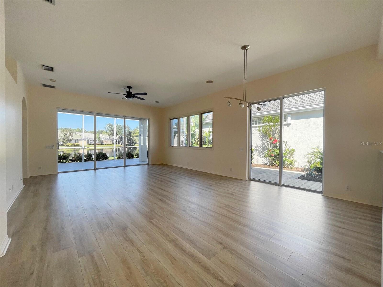 Image 14 of 43 For 8515 53rd Place E