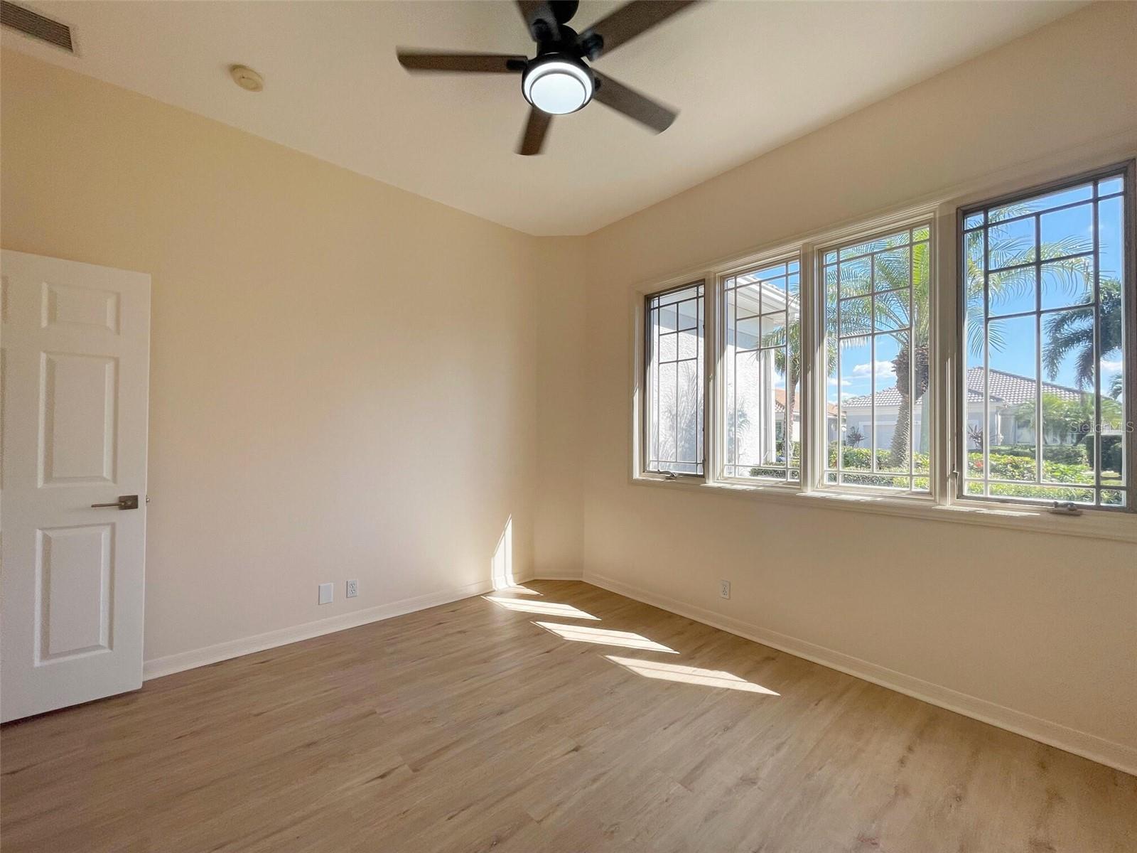 Image 22 of 43 For 8515 53rd Place E