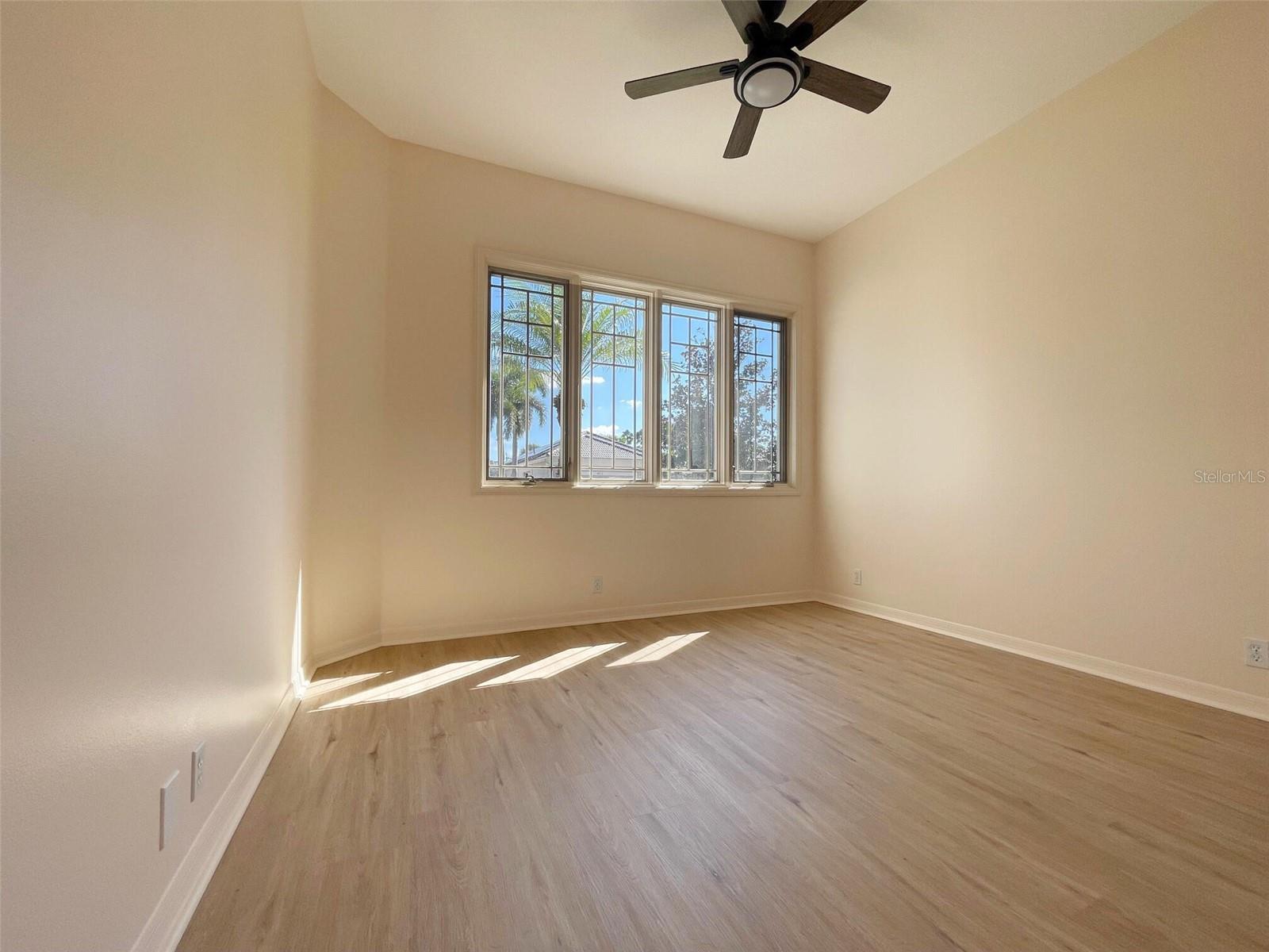 Image 23 of 43 For 8515 53rd Place E