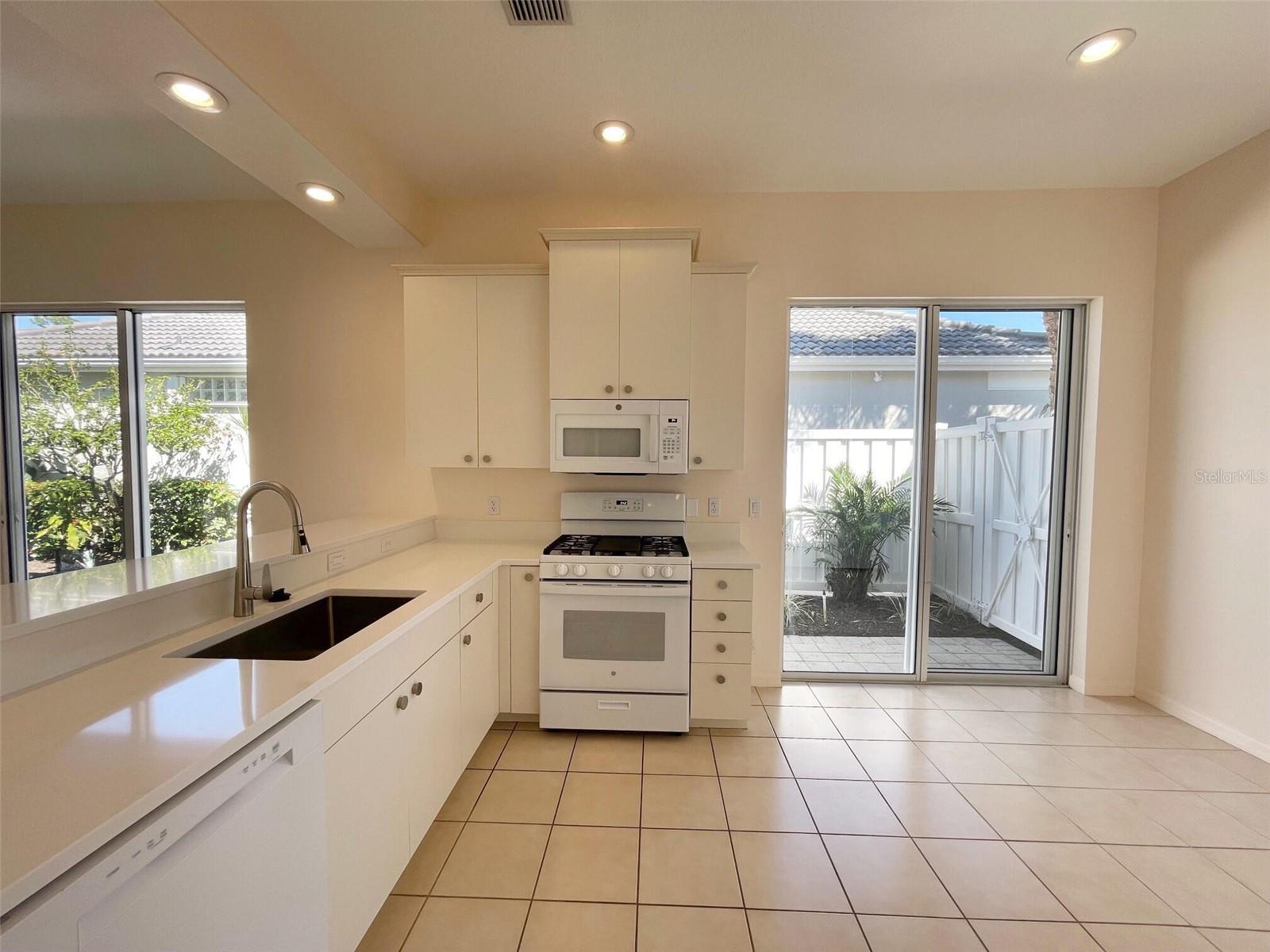 Image 28 of 43 For 8515 53rd Place E