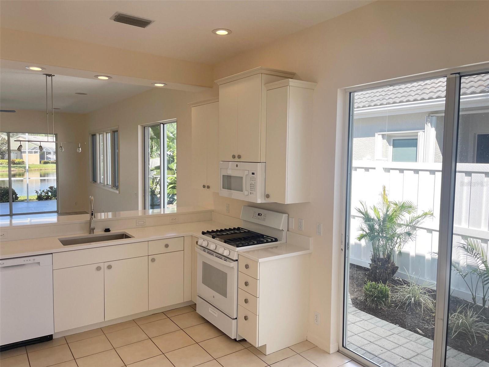 Image 30 of 43 For 8515 53rd Place E