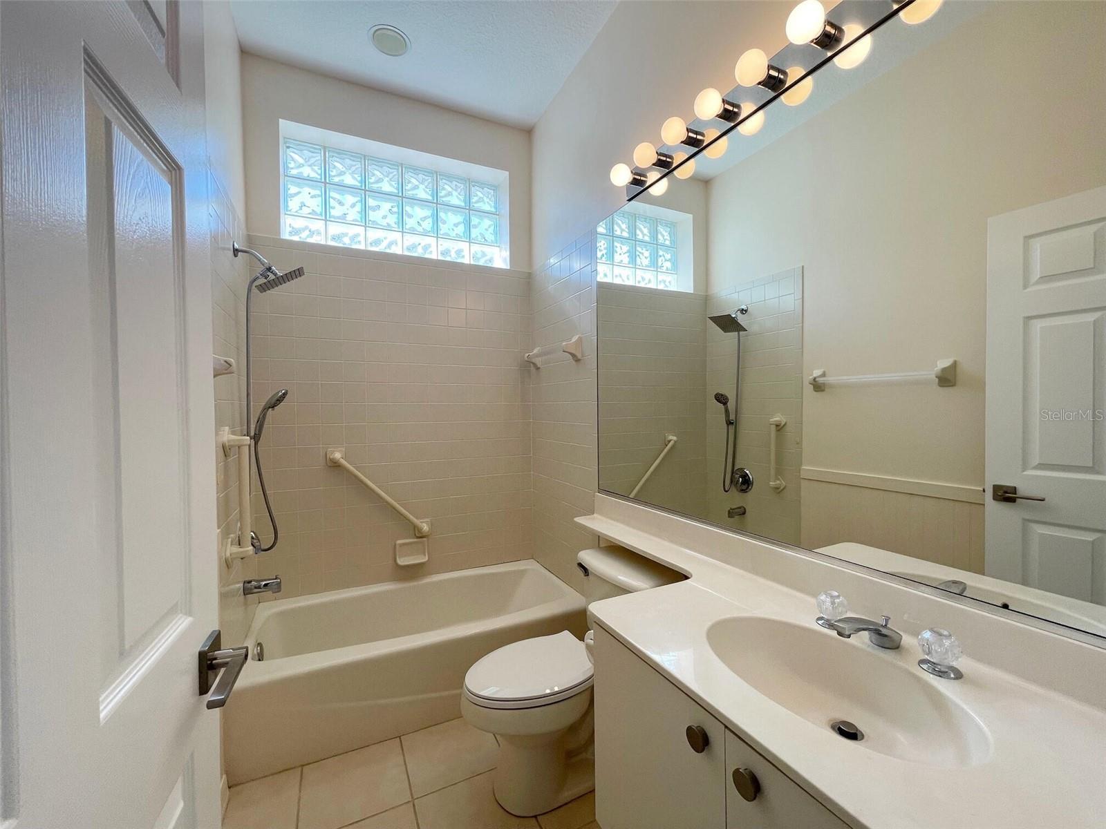 Image 36 of 43 For 8515 53rd Place E