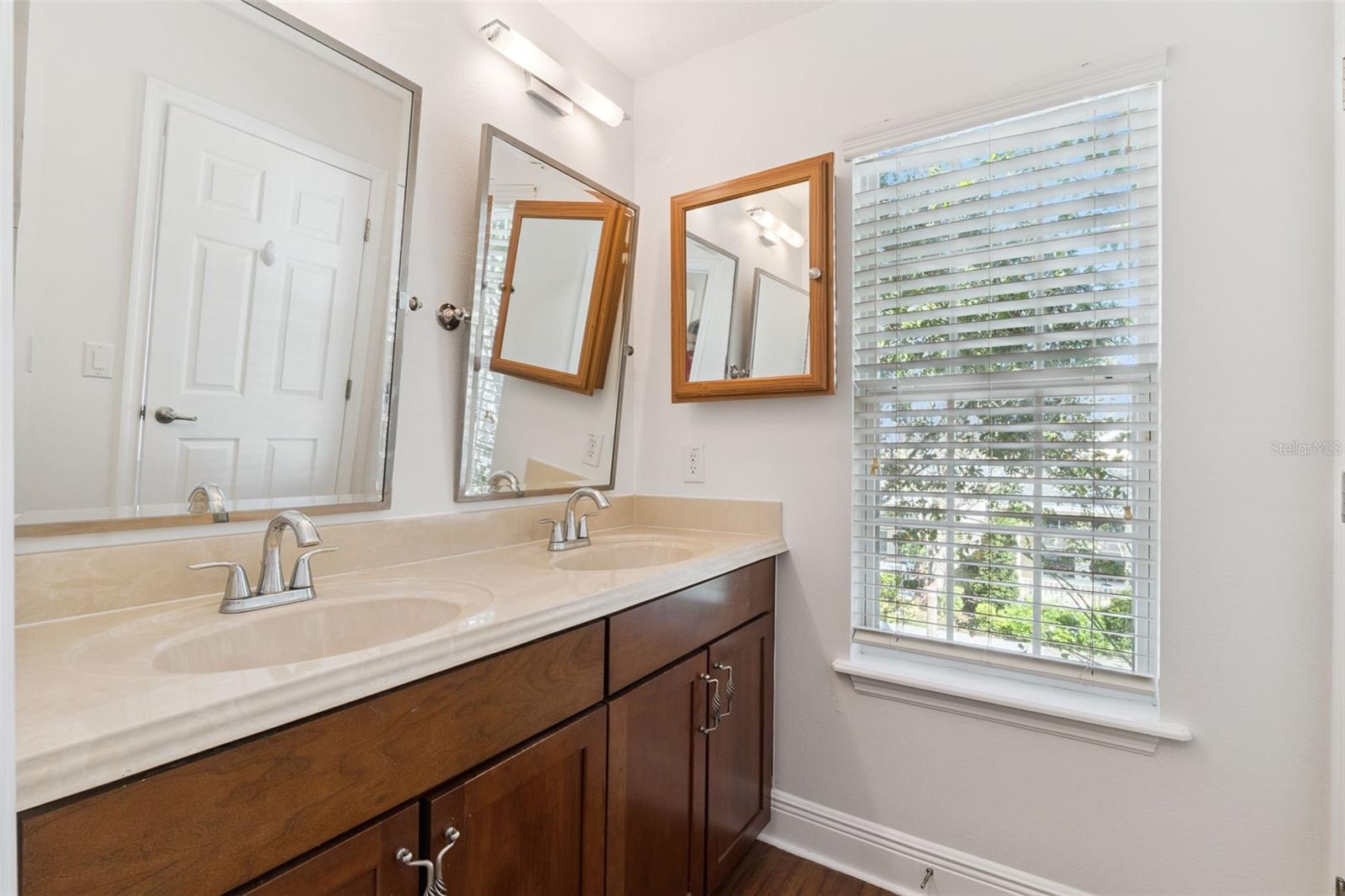 Image 34 of 91 For 5356 Penway Drive