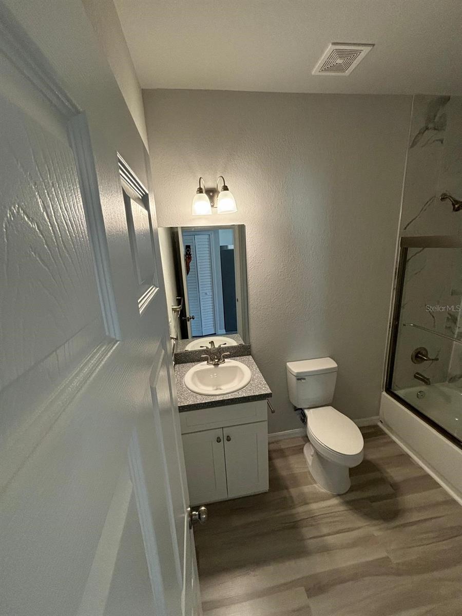 Image 10 of 14 For 1466 Las Villas Boulevard