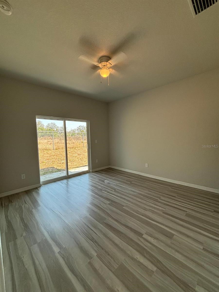 Image 8 of 14 For 1466 Las Villas Boulevard