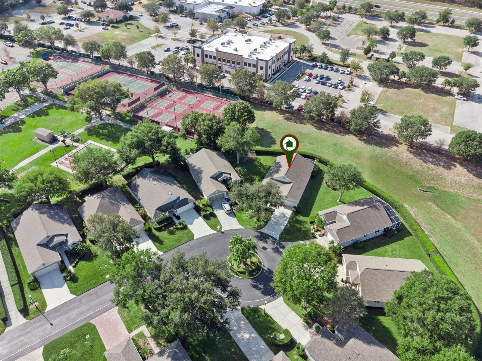 Image 22 of 41 For 3685 Rollingbrook Street