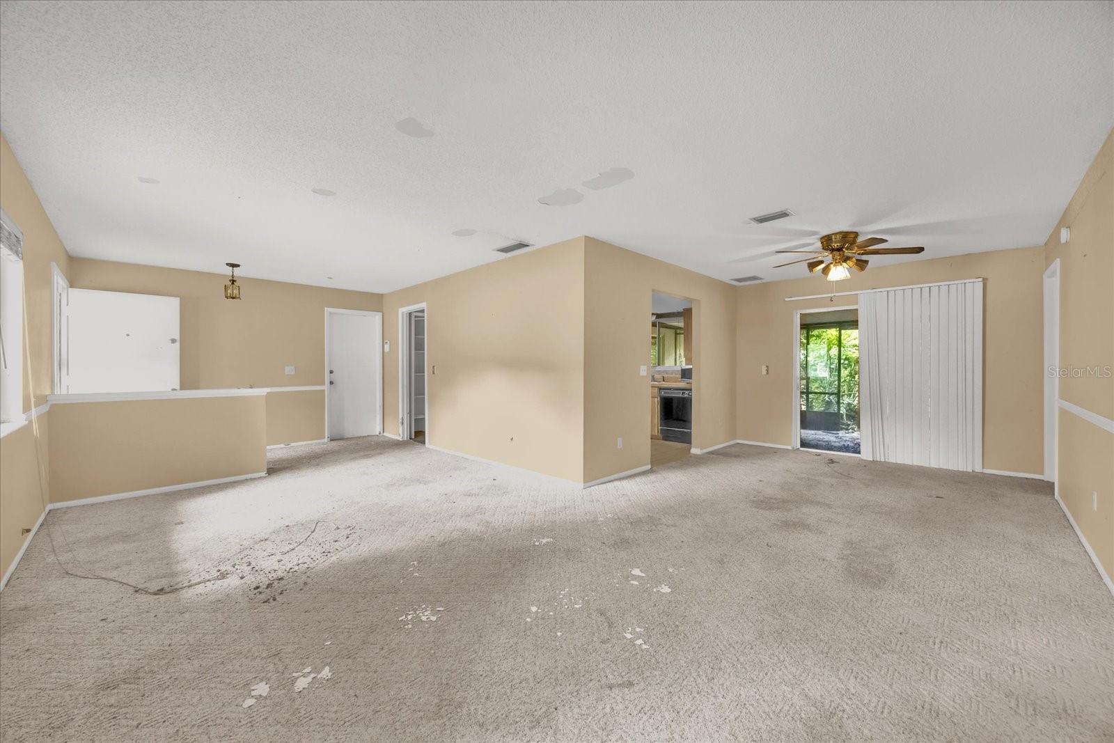 Image 4 of 14 For 1636 Sandpiper Trail