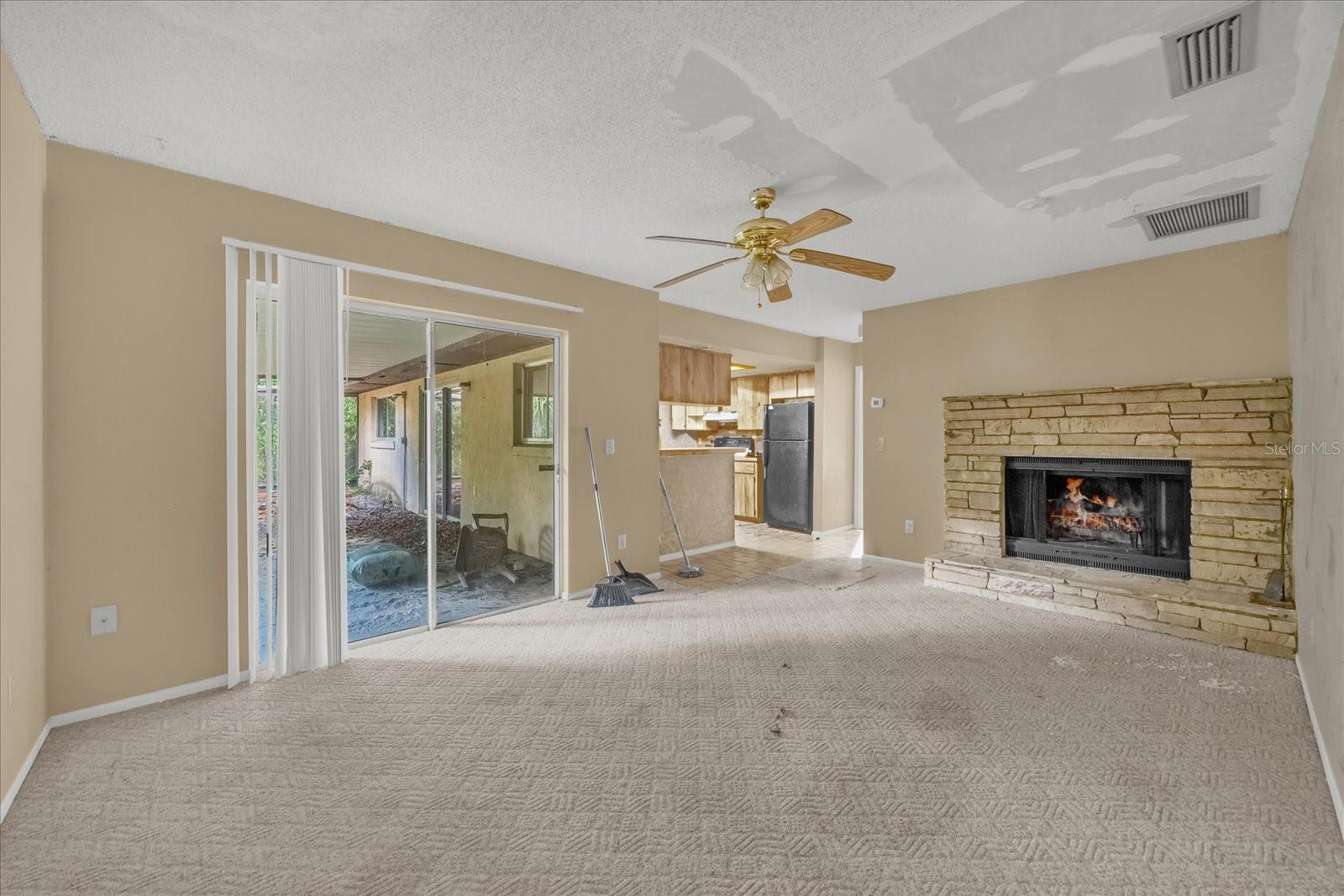 Image 6 of 14 For 1636 Sandpiper Trail