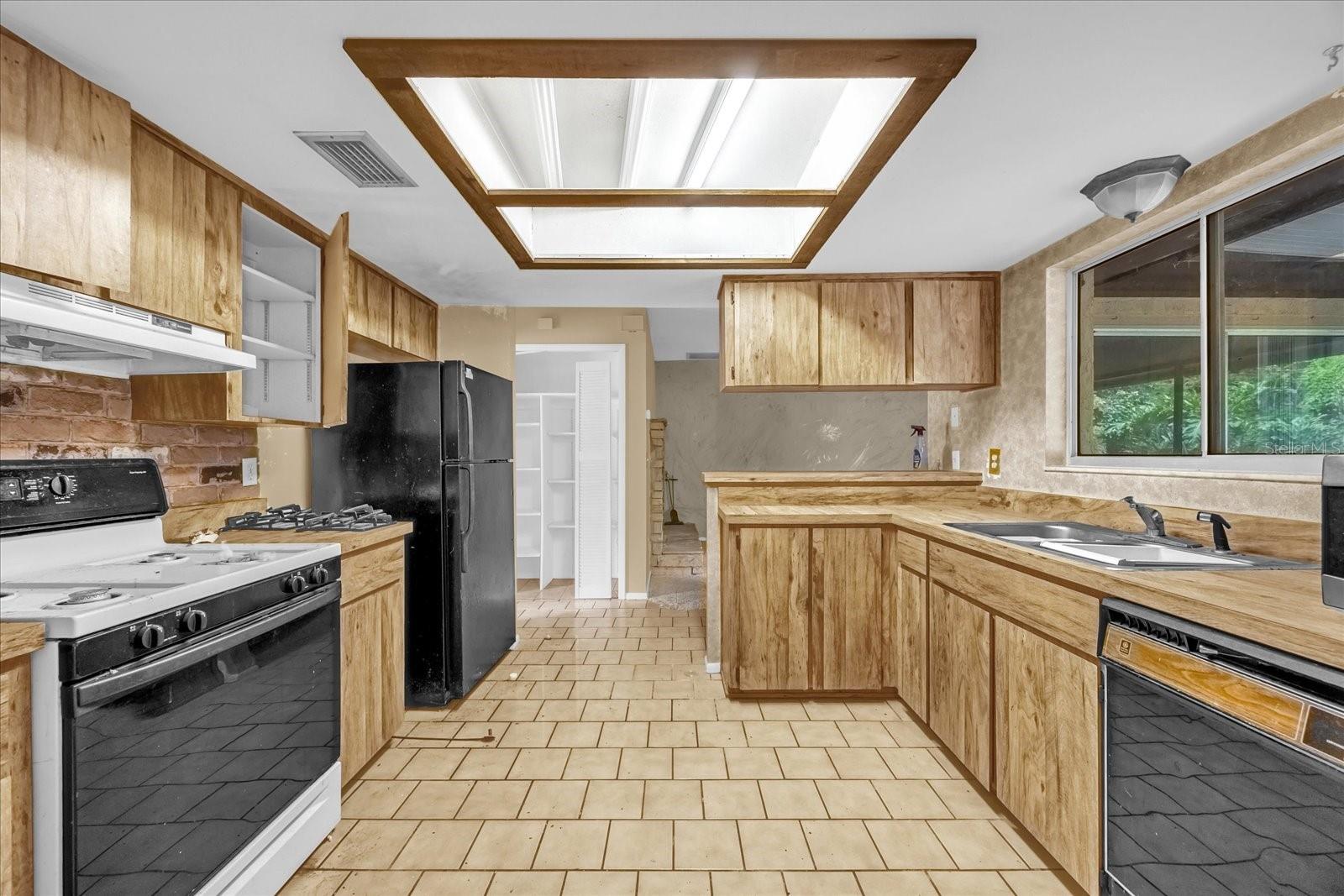 Image 7 of 14 For 1636 Sandpiper Trail