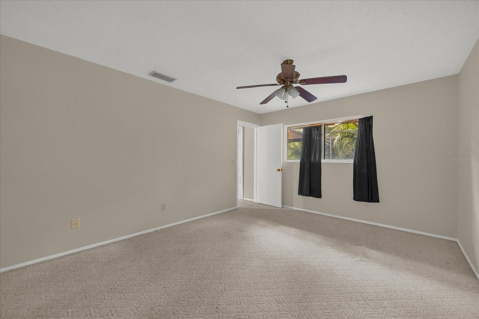 Image 8 of 14 For 1636 Sandpiper Trail