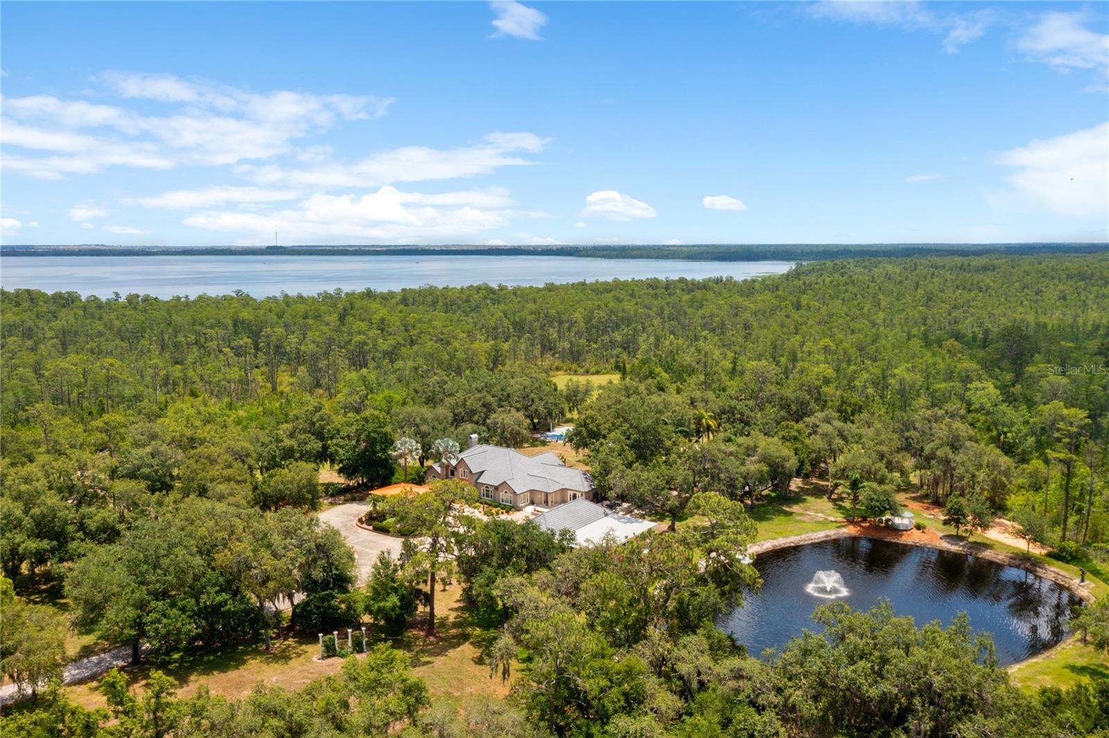 Image 4 of 15 For 11450 Nellie Oaks Bend