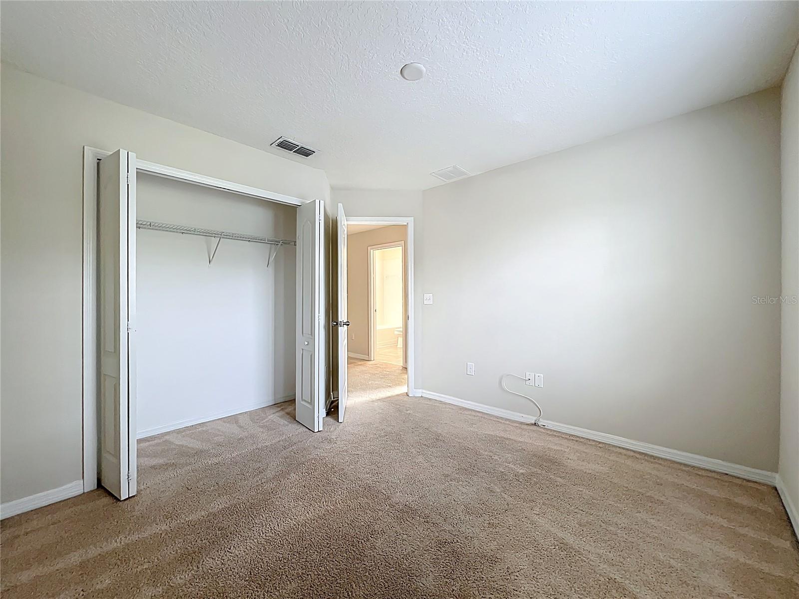 Image 24 of 44 For 10811 Savannah Landing Cir