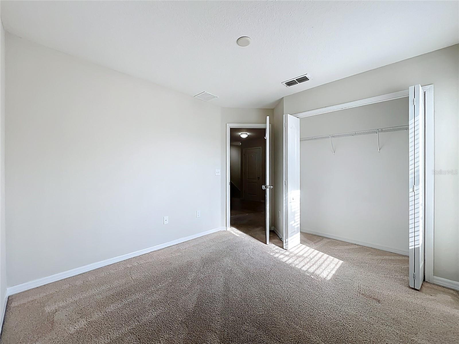 Image 25 of 44 For 10811 Savannah Landing Cir