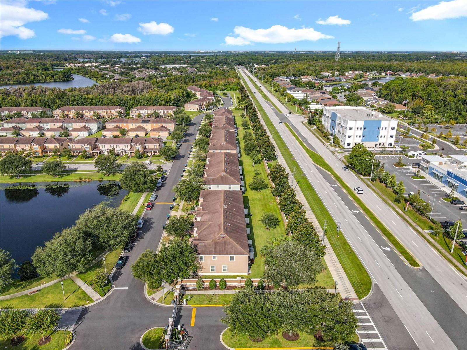 Image 41 of 44 For 10811 Savannah Landing Cir