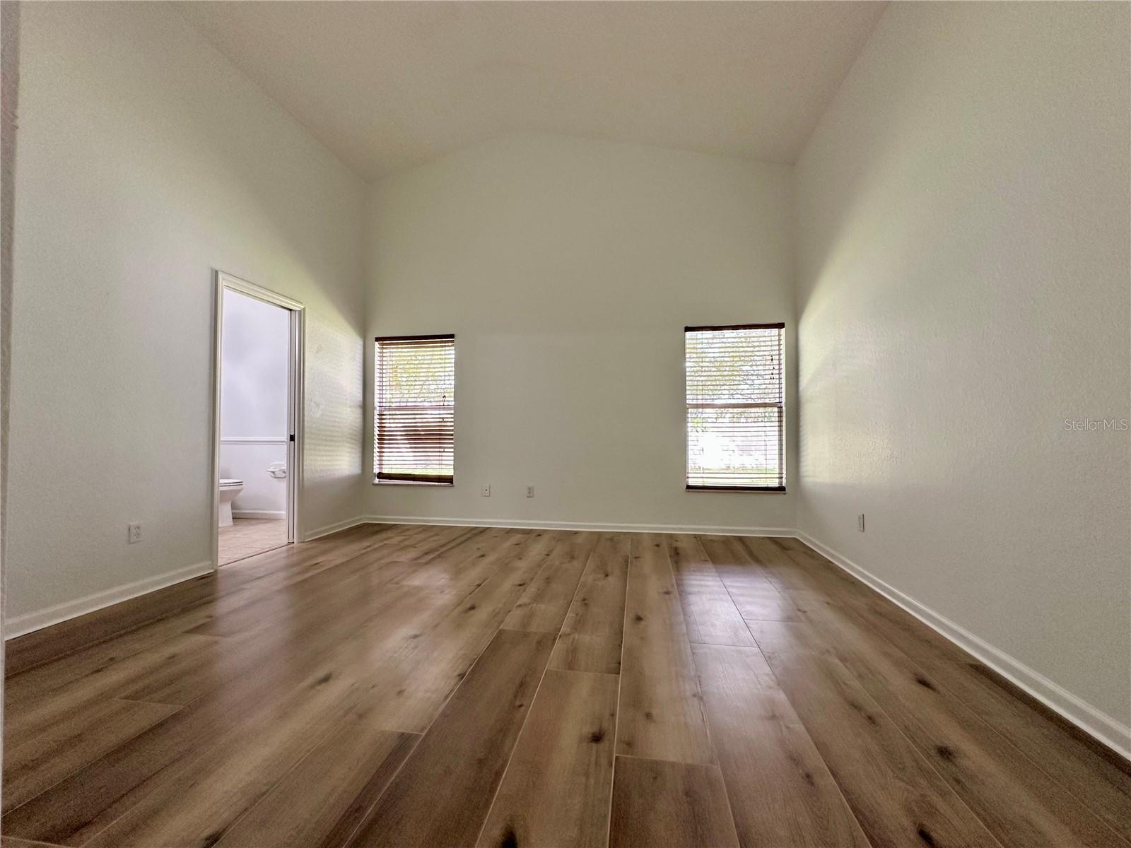 Image 12 of 36 For 2851 Oconnell Drive