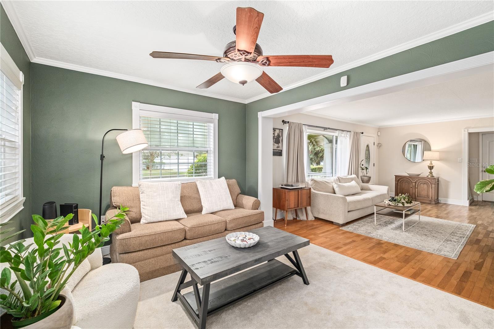 Image 9 of 31 For 1437 Knollwood Street