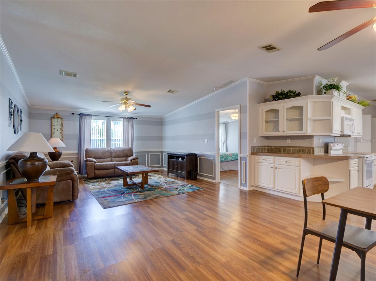 Image 14 of 48 For 4106 Greenbluff Rd  824