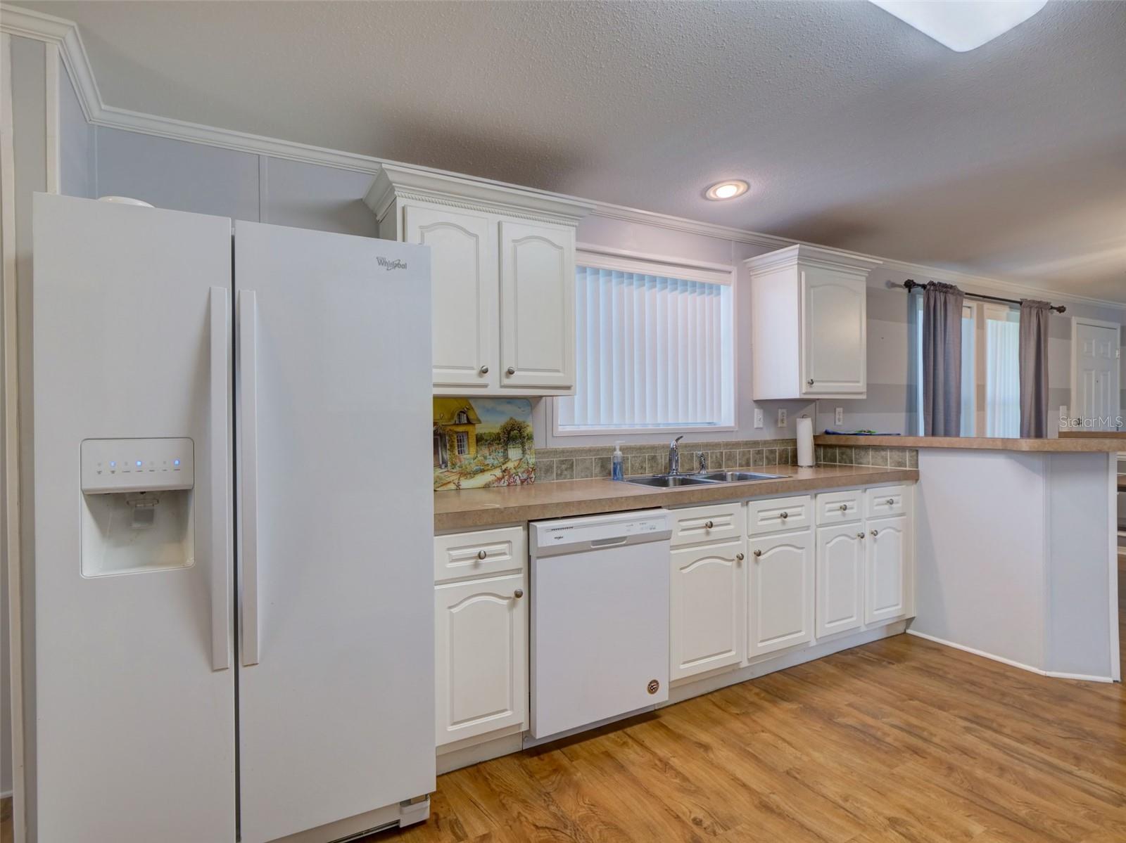 Image 8 of 48 For 4106 Greenbluff Rd  824