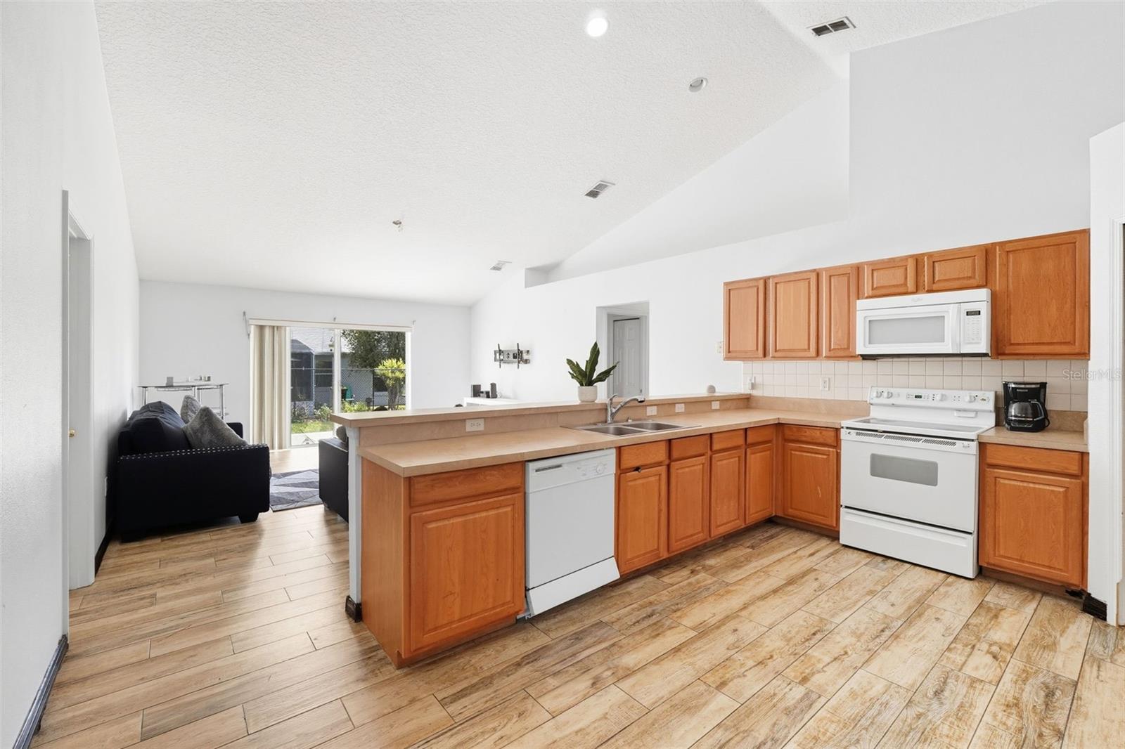 Image 12 of 35 For 1636 Tench Court