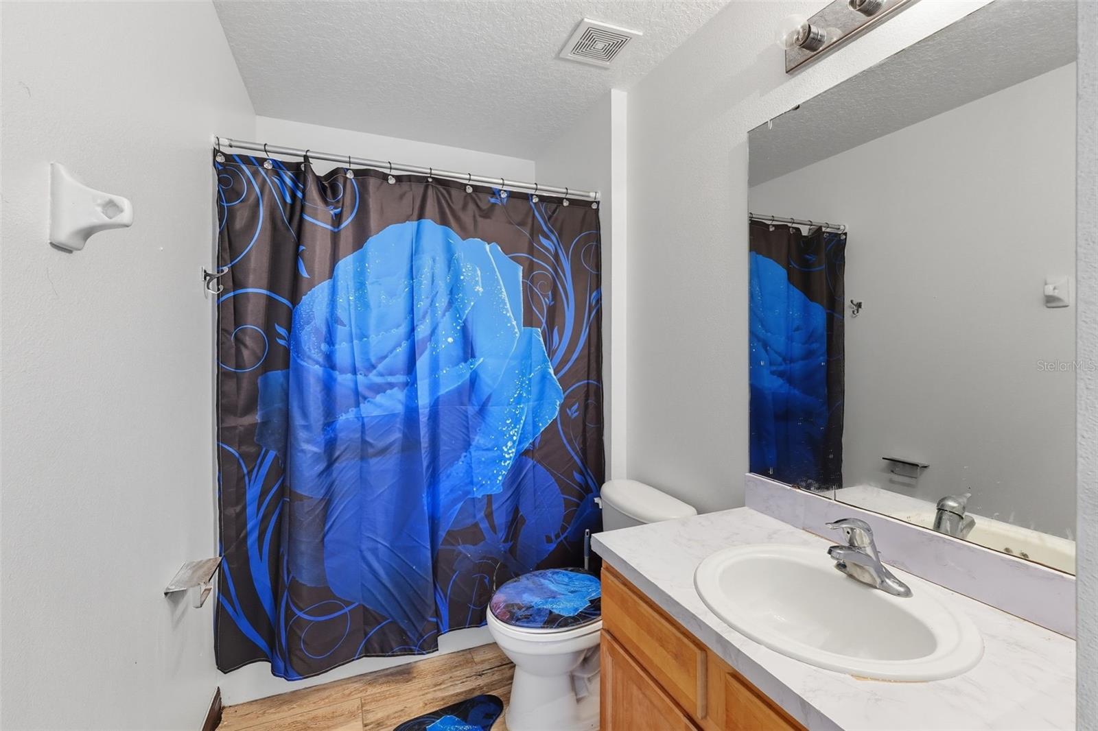 Image 28 of 35 For 1636 Tench Court