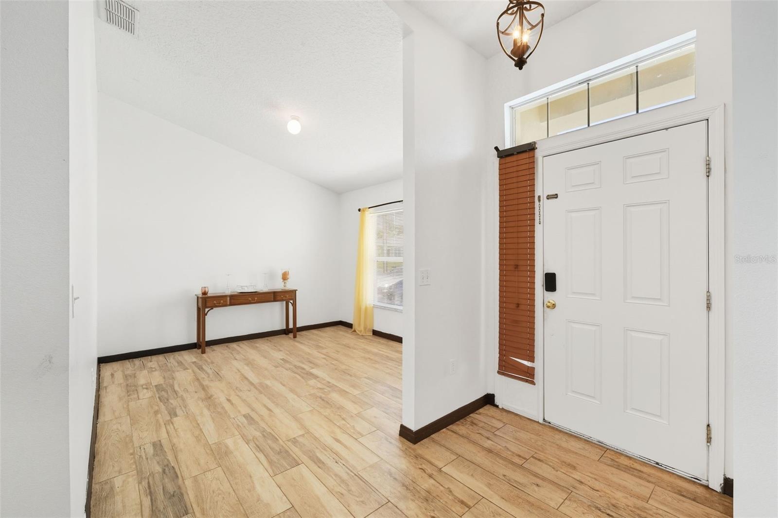 Image 8 of 35 For 1636 Tench Court