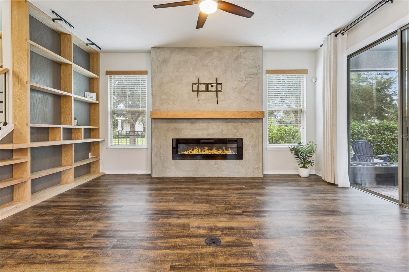 Image 11 of 64 For 8256 Bayview Crossing Drive