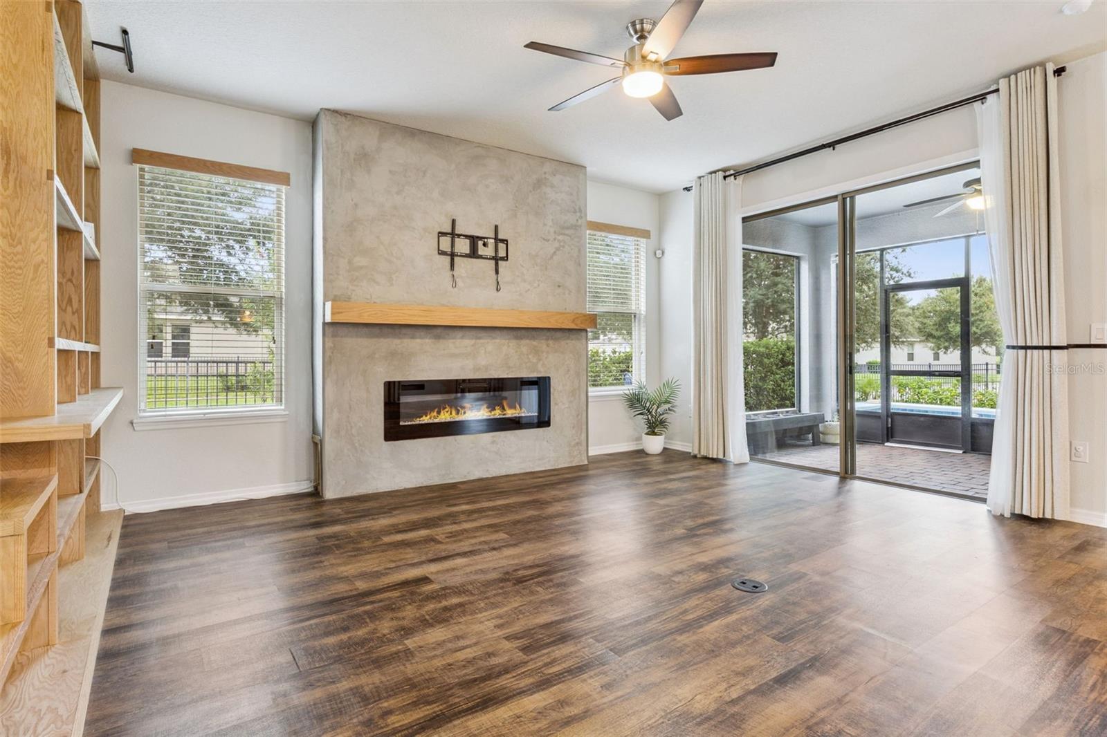 Image 12 of 64 For 8256 Bayview Crossing Drive