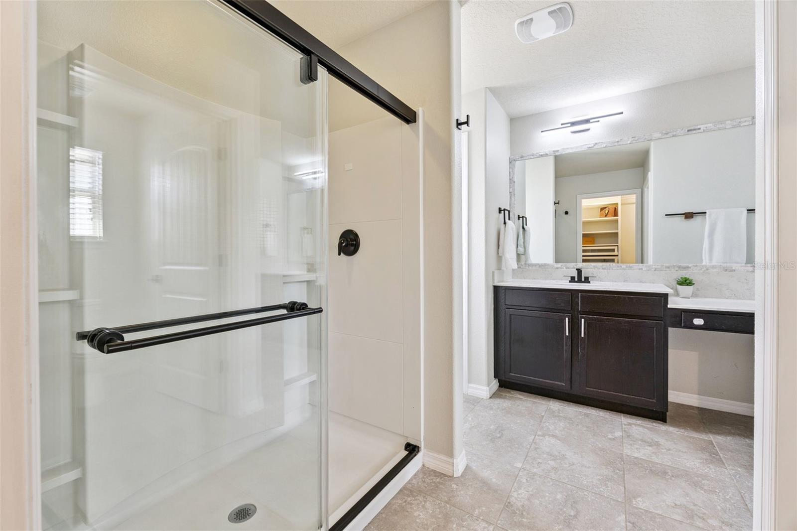 Image 27 of 64 For 8256 Bayview Crossing Drive