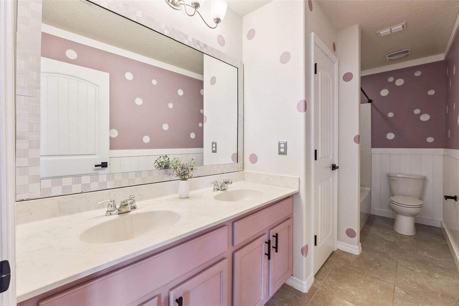 Image 35 of 64 For 8256 Bayview Crossing Drive