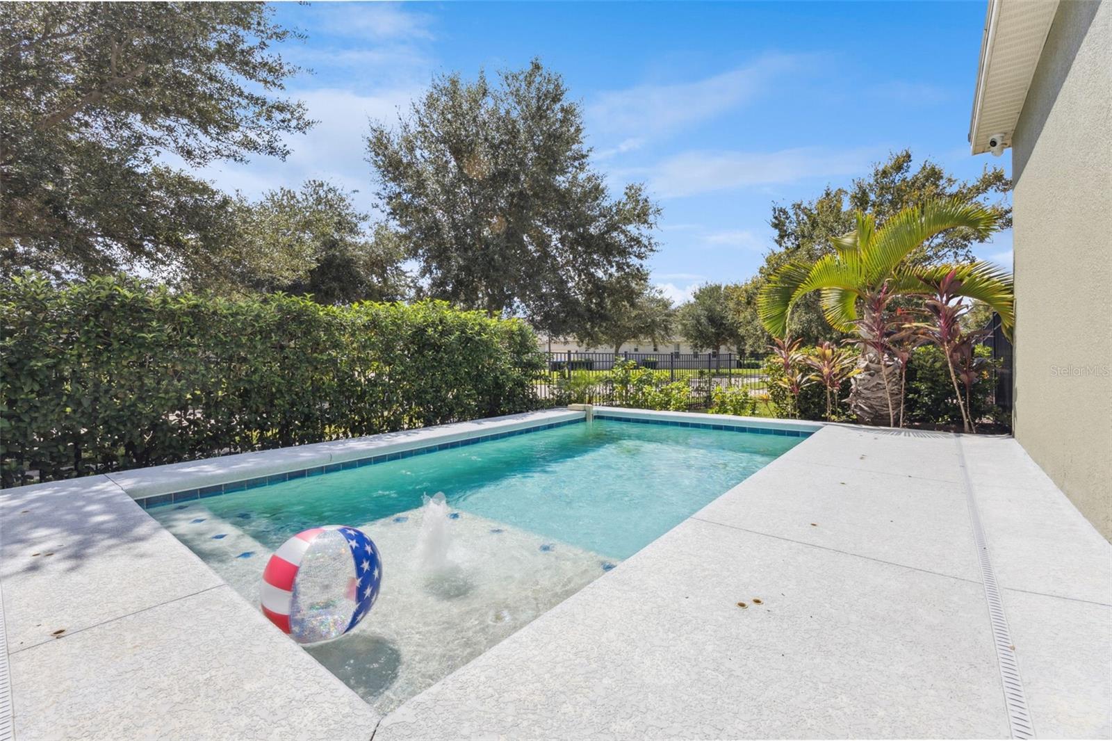 Image 43 of 64 For 8256 Bayview Crossing Drive