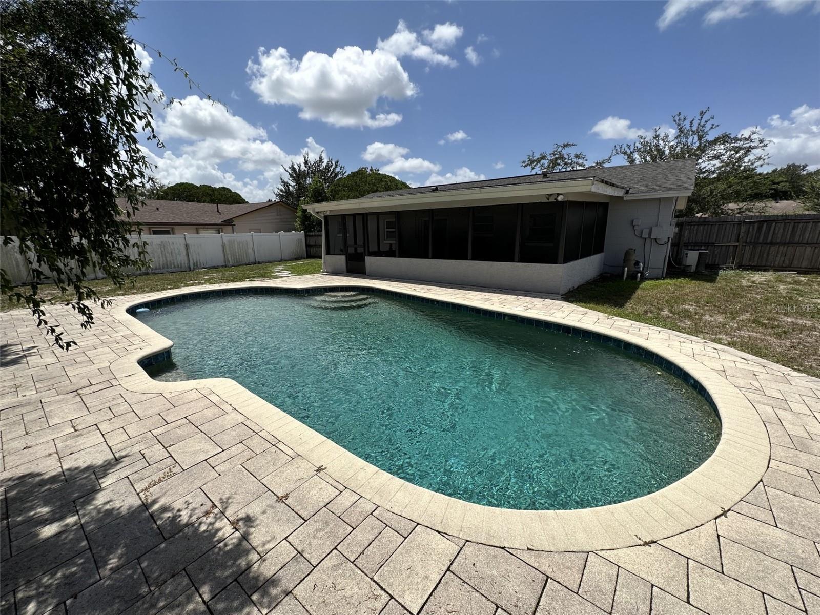 Image 3 of 3 For 548 El Dorado Way
